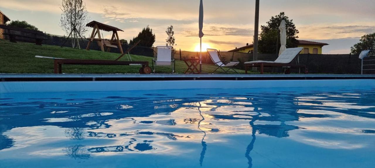 Casa Vacanza Con Piscina,Area Giochi Bambini. Santa Maria della Versa Kültér fotó